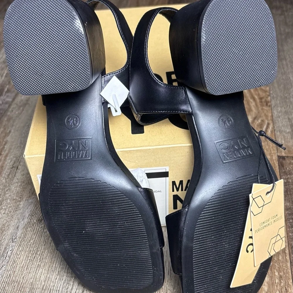 Women's Black Heeled Sandals - Picture 4 of 6